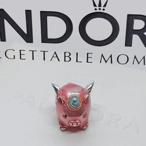 Pandora Flying Unicorn Pig Charm with box - Picture 1 of 7